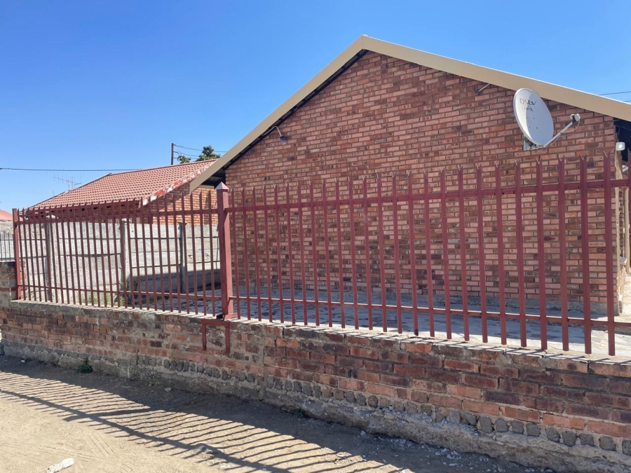 2 Bedroom Property for Sale in Boitekong North West